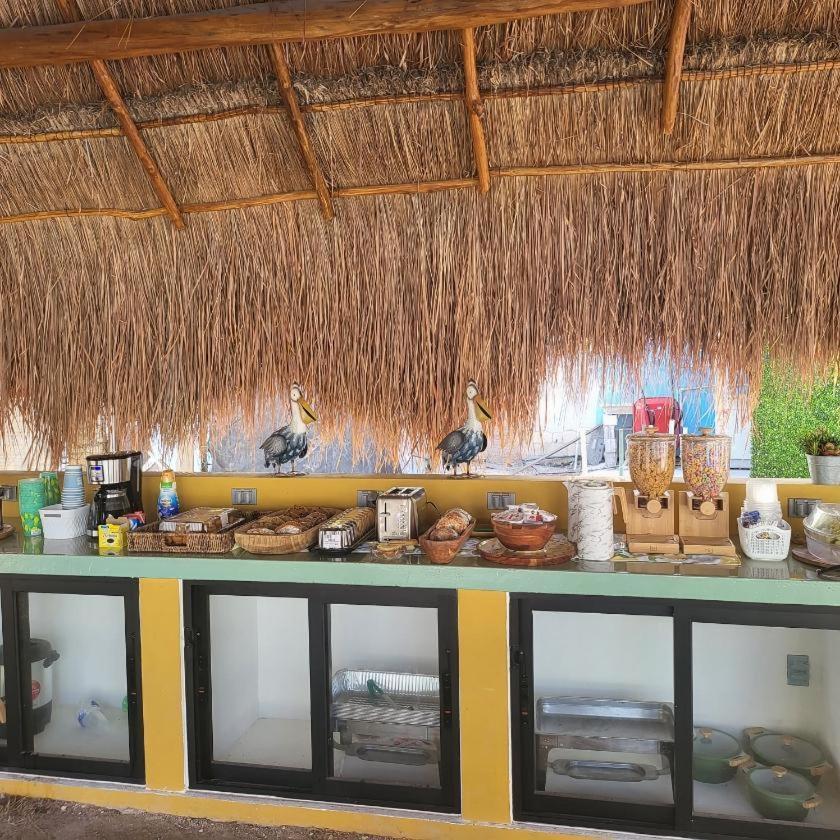 Pelican Inn At Las Dunas Chelem Exterior foto